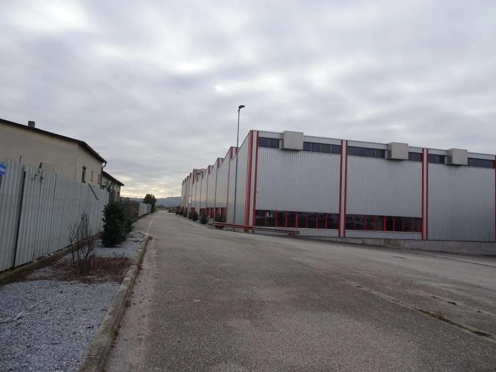 Gewerbeimmobilie mieten in Tulln – 21 000 m² – Bild 15 von 38