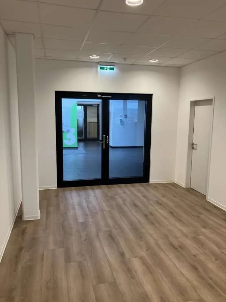 Gewerbeimmobilie mieten in Tulln – 21 000 m² – Bild 36 von 38