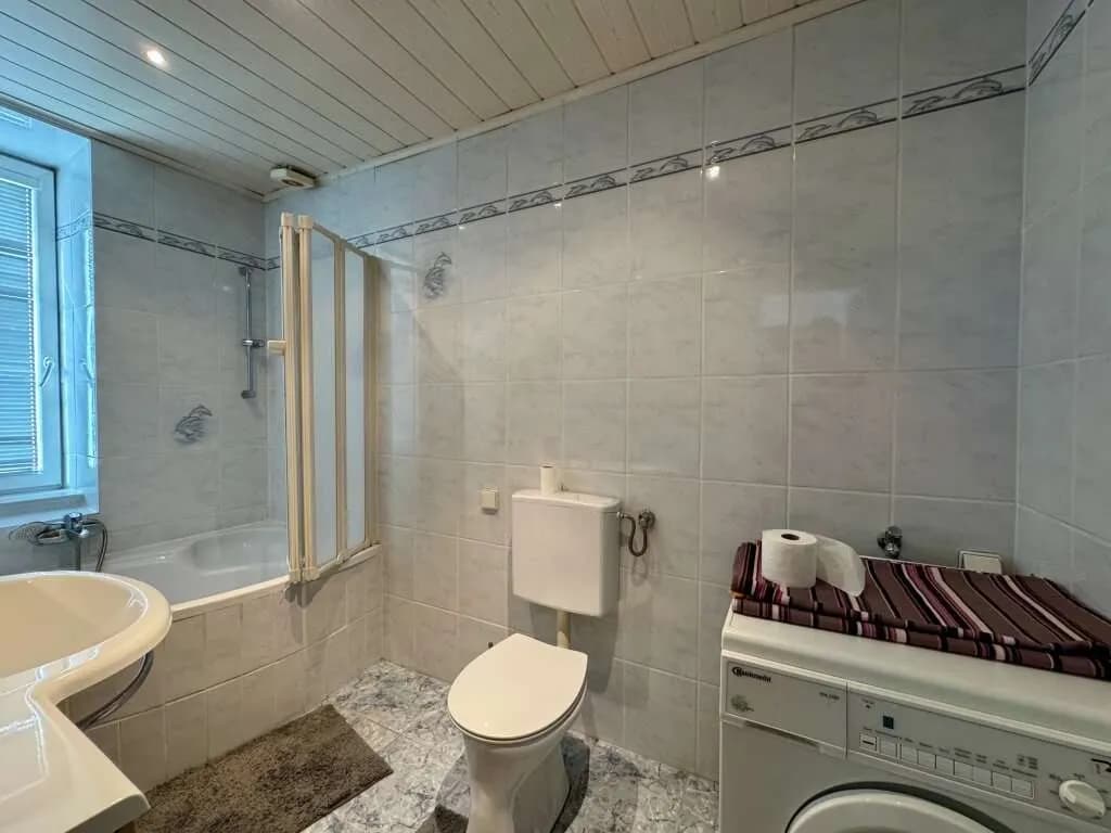 10-Zimmer-Gewerbeimmobilie kaufen in Baden – 514 m², € 799.000 – Bild 18 von 27