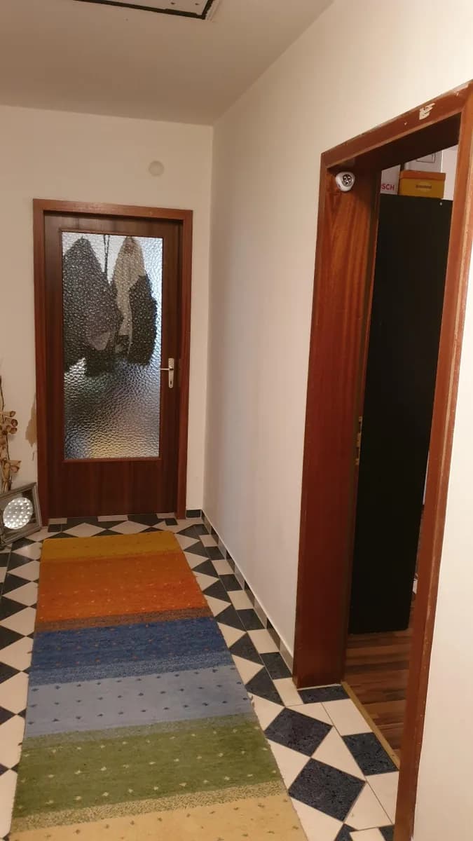 7-Zimmer-Gewerbeimmobilie kaufen in Neunkirchen – 250 m², € 549.000 – Bild 27 von 38