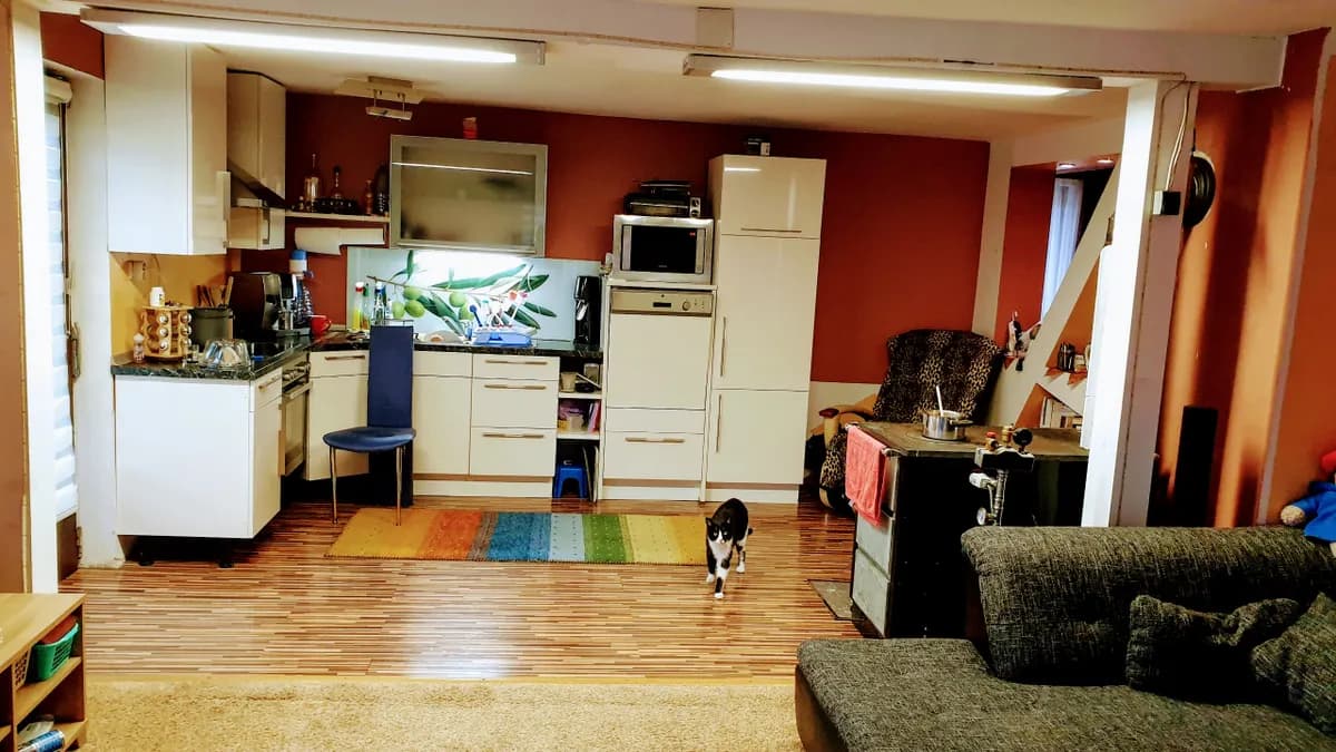 7-Zimmer-Gewerbeimmobilie kaufen in Neunkirchen – 250 m², € 549.000 – Bild 32 von 38
