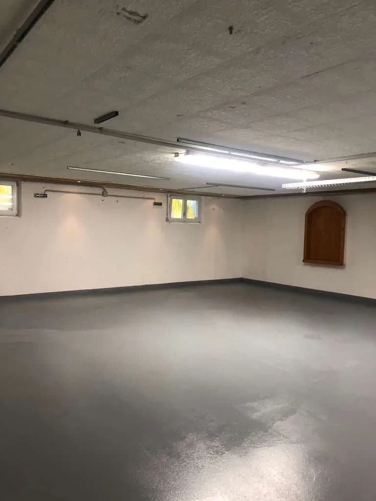 6-Zimmer-Gewerbeimmobilie mieten in Baden – 450 m², € 4 – Bild 2 von 10