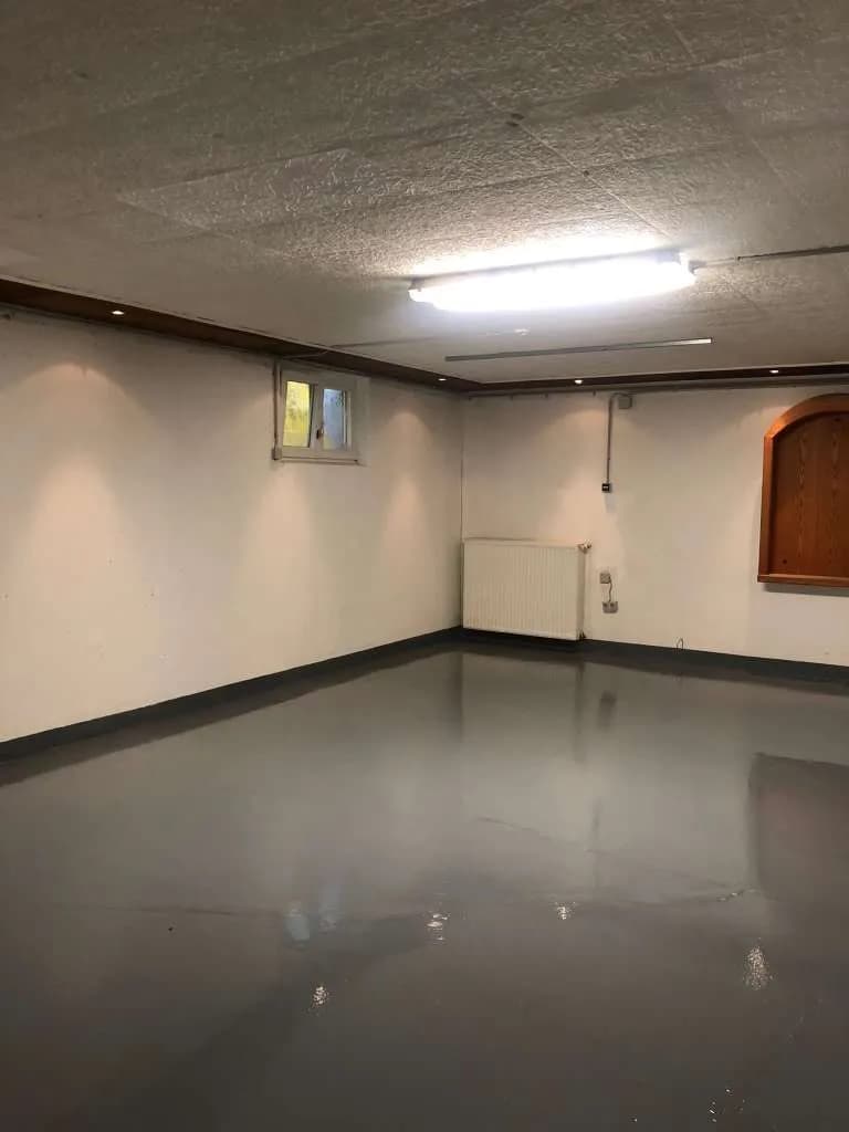 6-Zimmer-Gewerbeimmobilie mieten in Baden – 450 m², € 4 – Bild 9 von 10