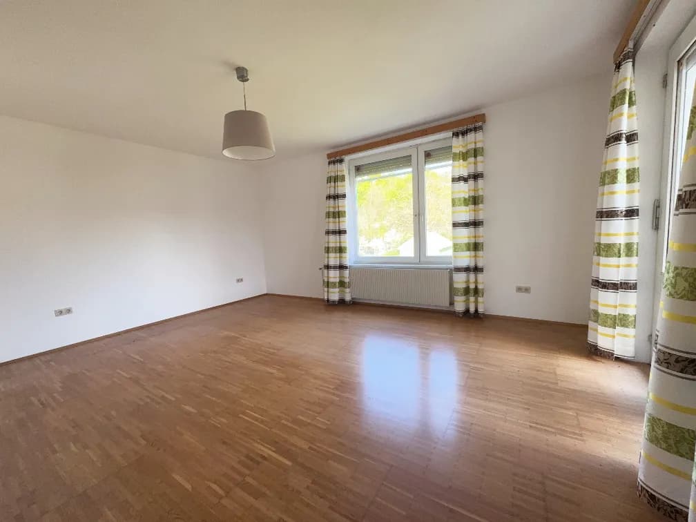 8-Zimmer-Gewerbeimmobilie kaufen in Hollabrunn – 246 m², € 399.000 – Bild 7 von 22