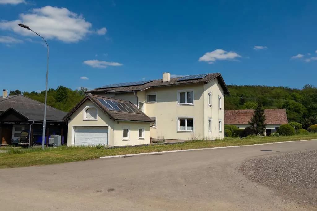 8-Zimmer-Gewerbeimmobilie kaufen in Hollabrunn – 246 m², € 399.000 – Bild 11 von 22