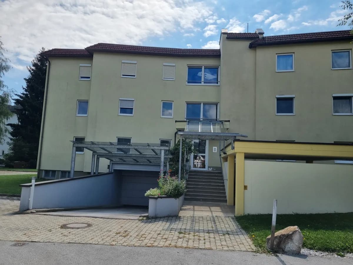 2-Zimmer-Wohnung mieten in Feldkirchen – 72 m², € 996 – Bild 2 von 17
