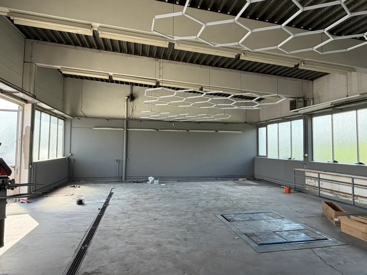 Gewerbeimmobilie mieten in Linz Land – 140 m², € 1.600