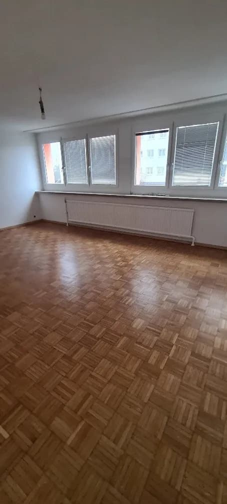 3-Zimmer-Wohnung mieten in Braunau am Inn – 100 m², € 1.400 – Bild 4 von 6