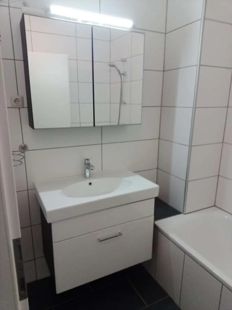 3-Zimmer-Wohnung mieten in Linz – 75 m², € 872 – Bild 7 von 8