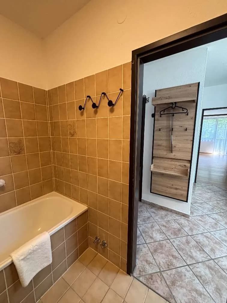 2-Zimmer-Wohnung kaufen in Gmunden – 65 m², € 175.000 – Bild 15 von 63