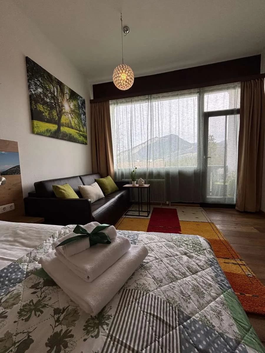 1-Zimmer-Wohnung kaufen in Gmunden – 35 m², € 145.000 – Bild 2 von 39