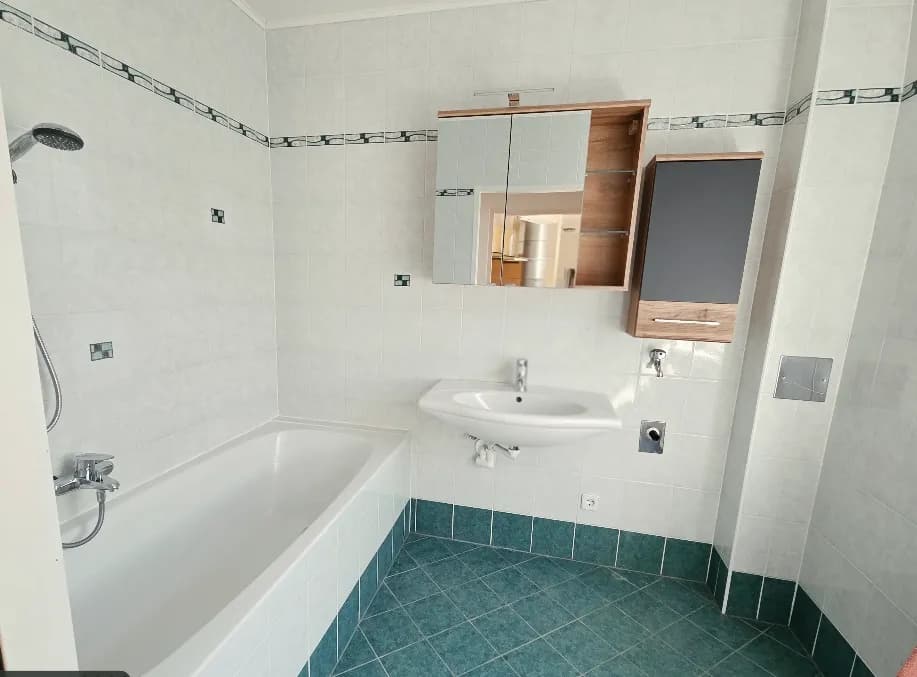 3-Zimmer-Wohnung mieten in Wiener Neustadt – 76 m², € 998 – Bild 14 von 15