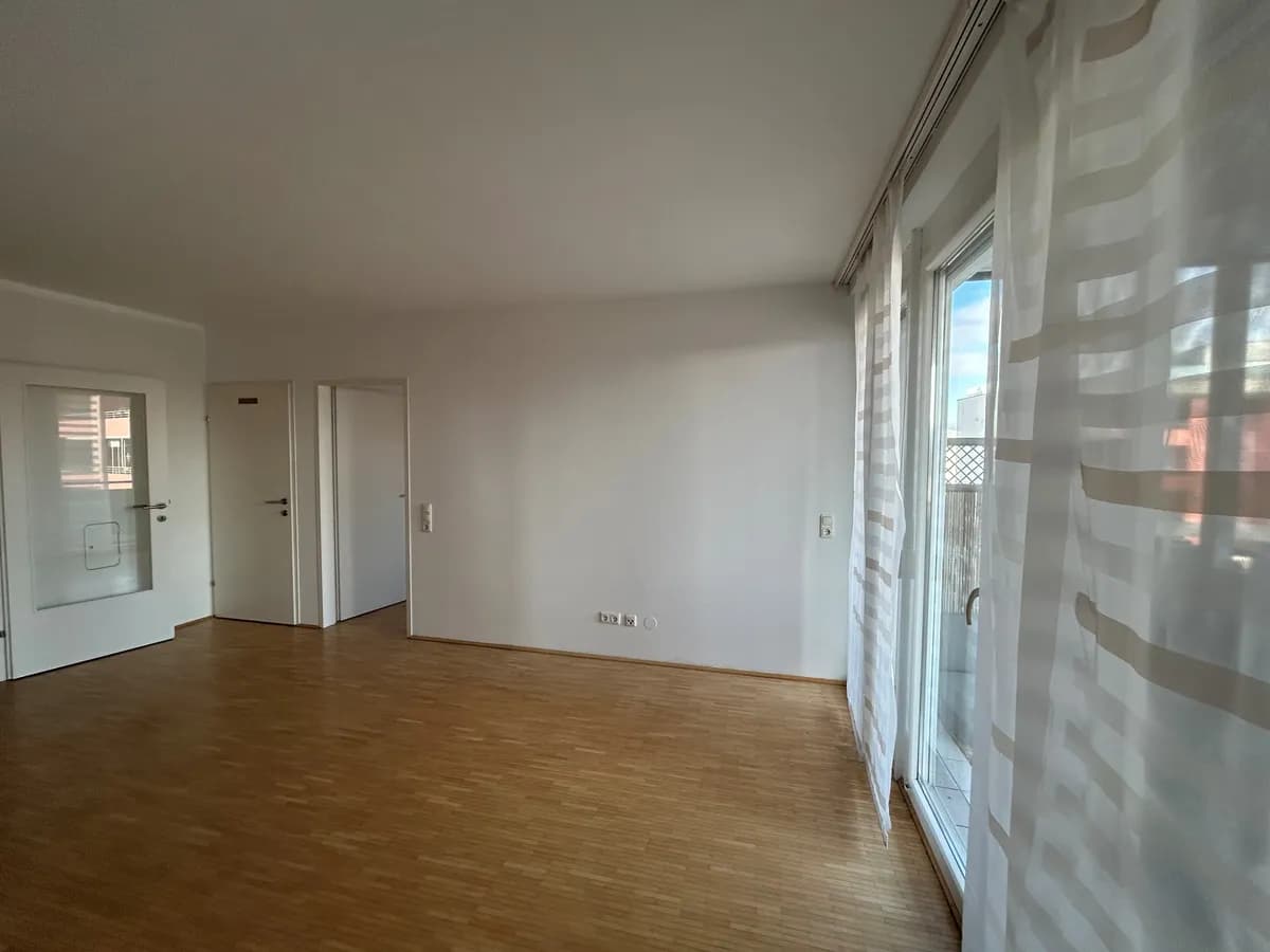 2-Zimmer-Wohnung mieten in Wels – 48 m², € 720 – Bild 2 von 13