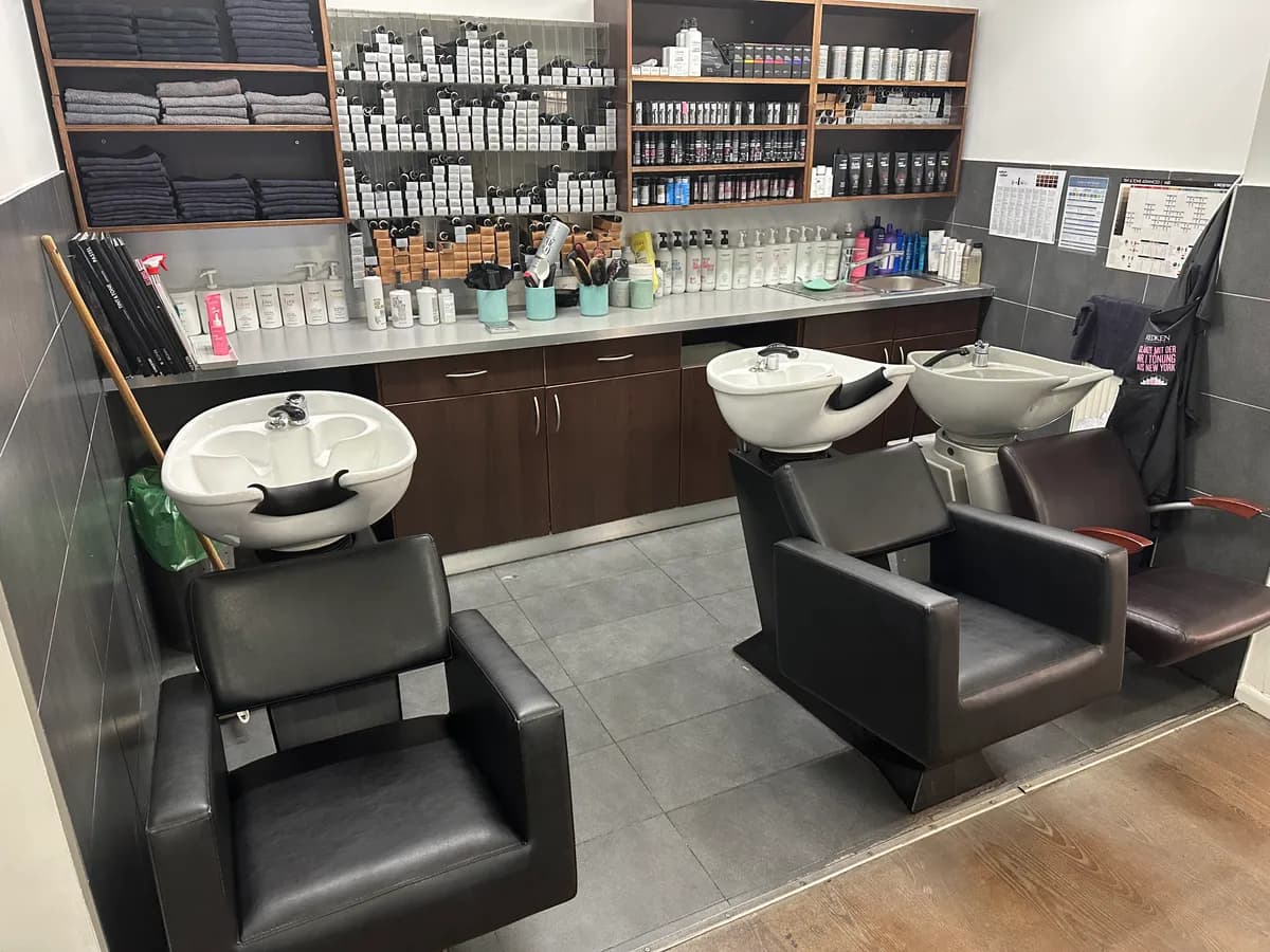 Gewerbeimmobilie mieten in Baden – 160 m², € 2.000 – Bild 6 von 18
