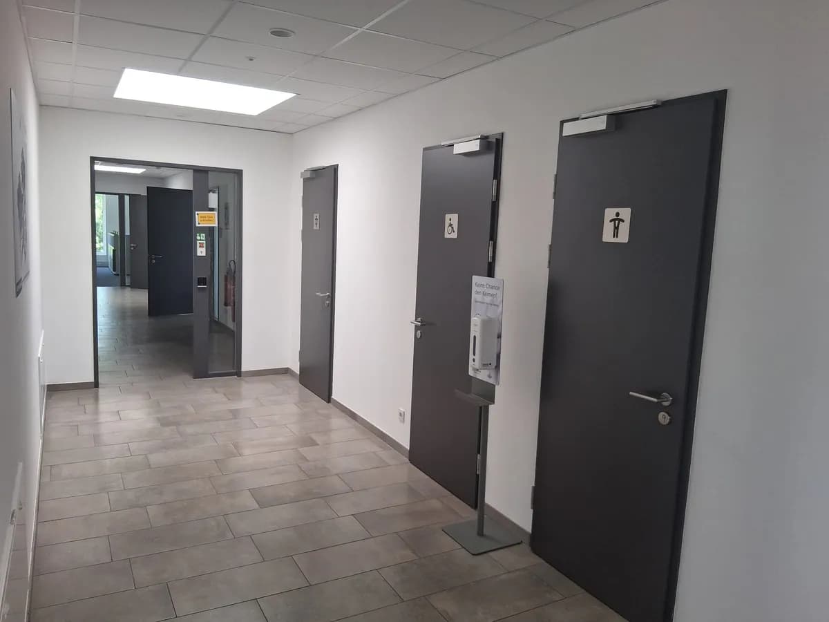 Gewerbeimmobilie mieten in Steyr-Land – 140 m², € 11 – Bild 5 von 9