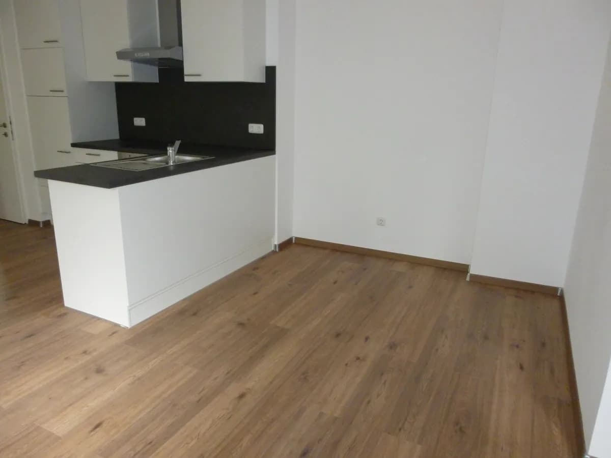 2-Zimmer-Wohnung mieten in Wels – 50 m², € 897 – Bild 4 von 14