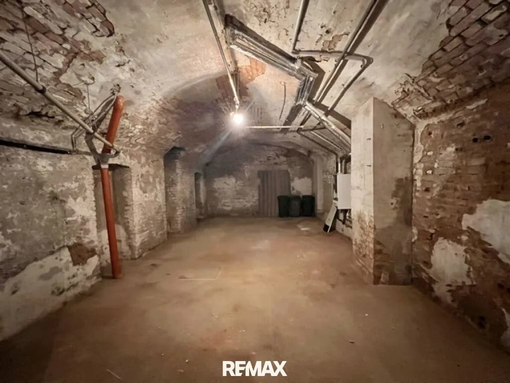 21-Zimmer-Immobilie kaufen in Wien – 478 m², € 990.000 – Bild 38 von 41