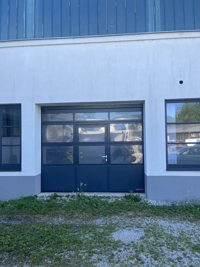 Gewerbeimmobilie mieten in Neunkirchen – 133 m², € 555