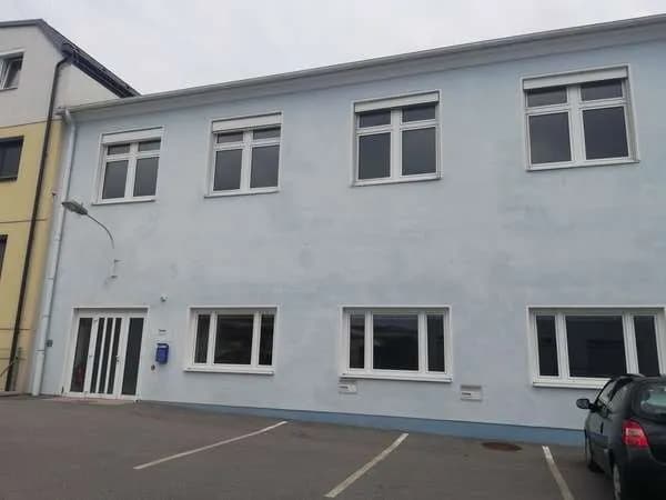 Gewerbeimmobilie mieten in Wiener Neustadt – 22 m², € 420
