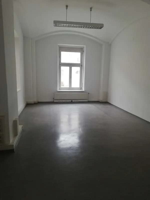 Gewerbeimmobilie mieten in Wiener Neustadt – 22 m², € 420 – Bild 2 von 12