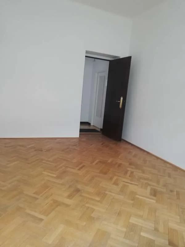 Gewerbeimmobilie mieten in Wiener Neustadt – 22 m², € 420 – Bild 4 von 12