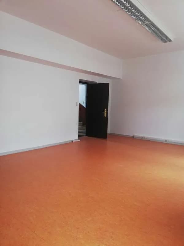 Gewerbeimmobilie mieten in Wiener Neustadt – 22 m², € 420 – Bild 5 von 12