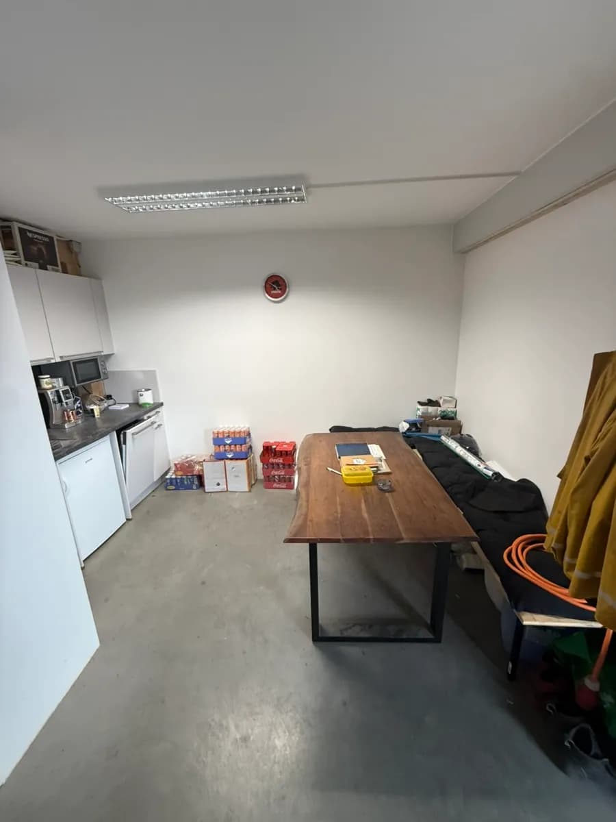 3-Zimmer-Gewerbeimmobilie mieten in Gänserndorf – 205 m², € 1.400