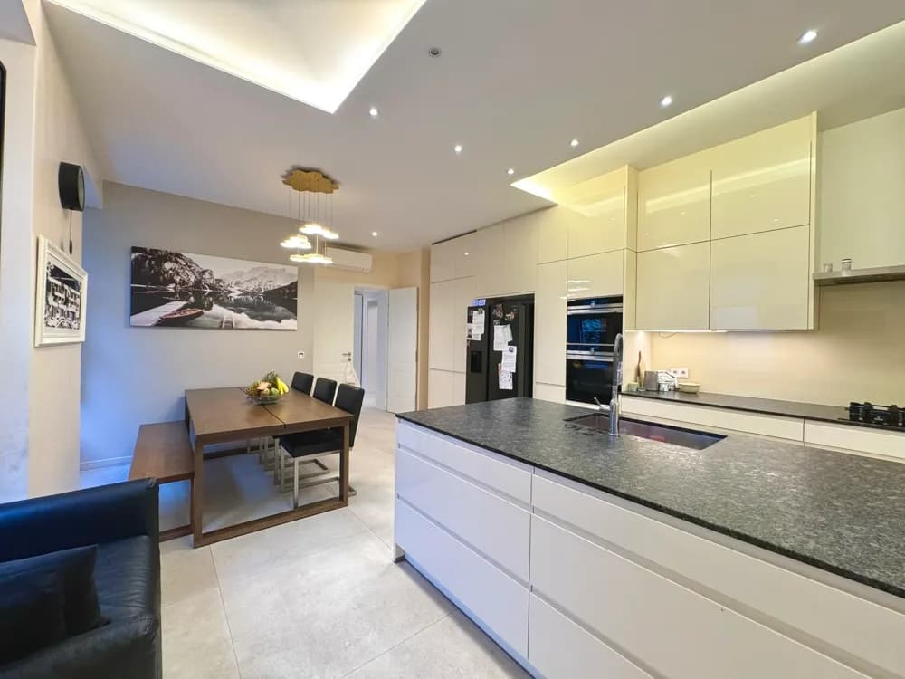 6-Zimmer-Wohnung kaufen in Wien – 262 m², € 1.349.000 – Bild 9 von 18