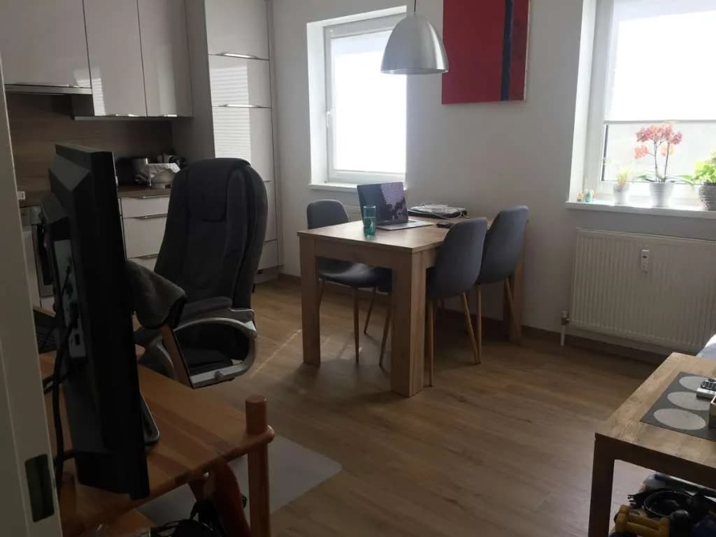 1-Zimmer-Wohnung mieten in Linz – 40 m², € 720 – Bild 2 von 13