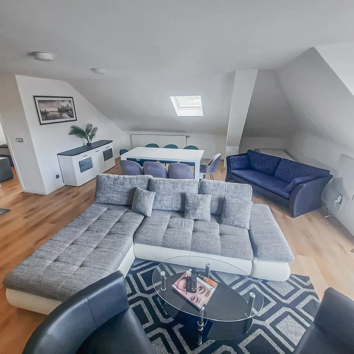 2-Zimmer-Wohnung kaufen in Vöcklabruck – 105 m², € 329.000 – Bild 3 von 6