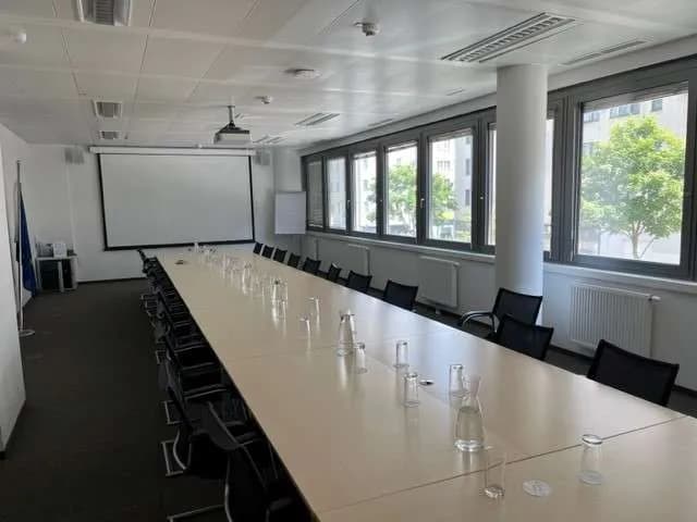 Gewerbeimmobilie mieten in Wien – 3 429 m², € 16 – Bild 4 von 10