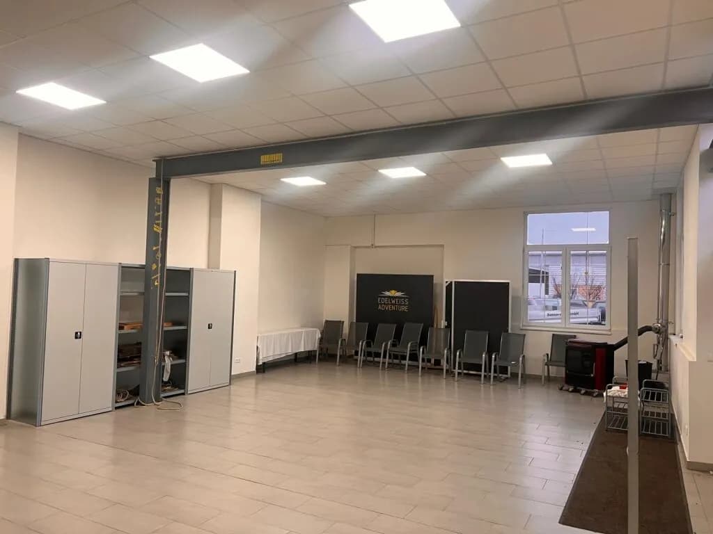 Gewerbeimmobilie mieten in Wiener Neustadt Land – 90 m², € 840 – Bild 3 von 11