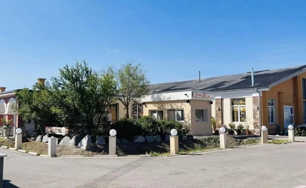 Gewerbeimmobilie mieten in Wiener Neustadt Land – 90 m², € 840 – Bild 7 von 11