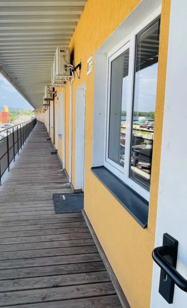 Gewerbeimmobilie mieten in Wiener Neustadt Land – 35 m², € 315 – Bild 8 von 12
