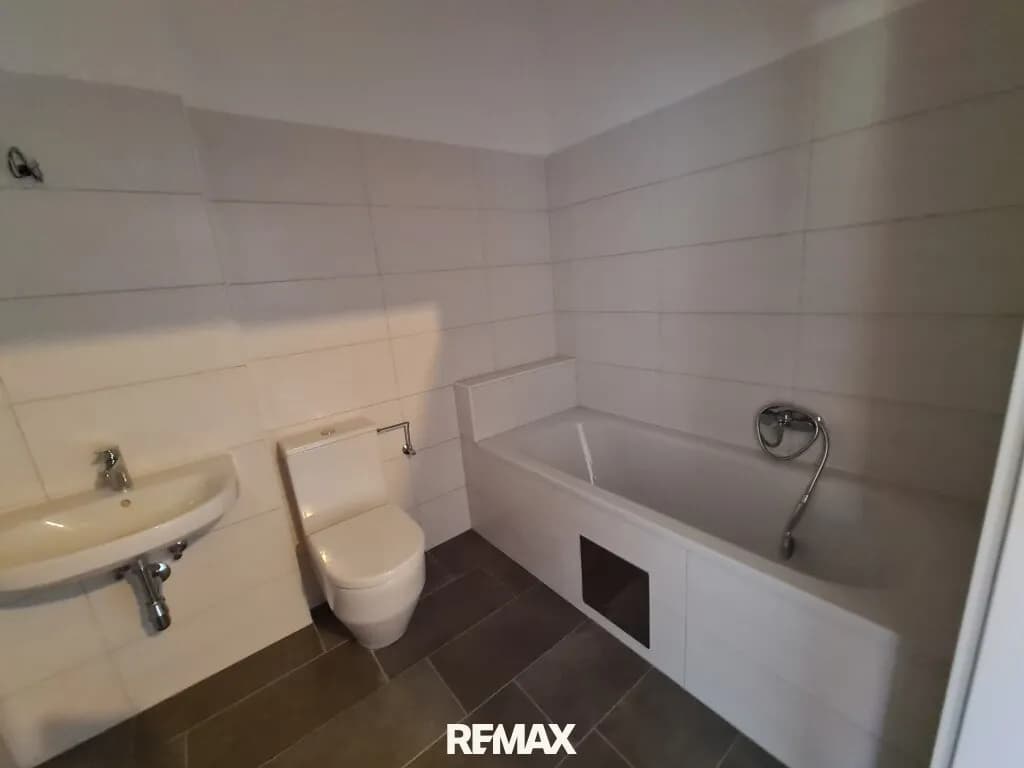 2-Zimmer-Wohnung mieten in Gmunden – 31 m², € 495 – Bild 3 von 4