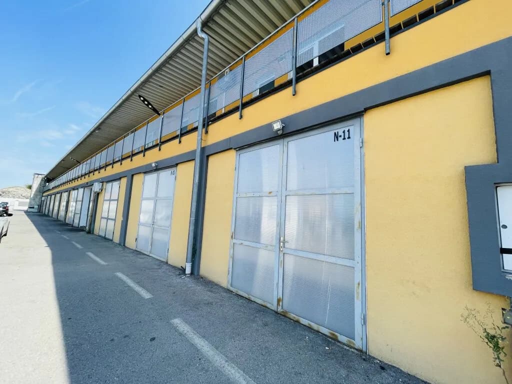 Gewerbeimmobilie mieten in Wiener Neustadt Land – 40 m², € 422 – Bild 3 von 9