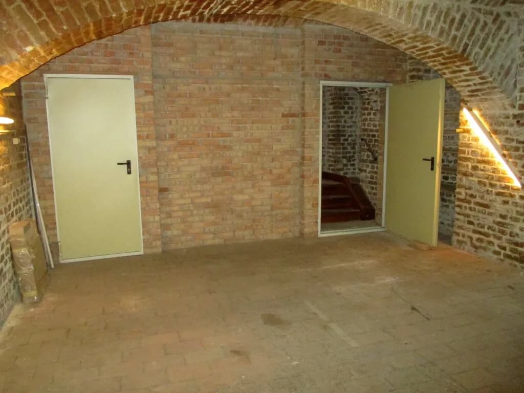 2-Zimmer-Gewerbeimmobilie mieten in Wien – 113 m², € 1.250 – Bild 6 von 13