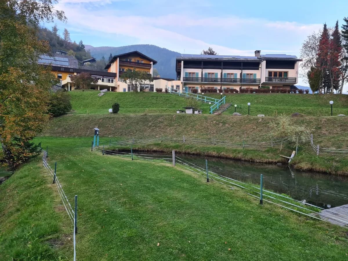 27-Zimmer-Immobilie kaufen in Spittal an der Drau – 2 351 m², € 1.890.000 – Bild 1 von 29