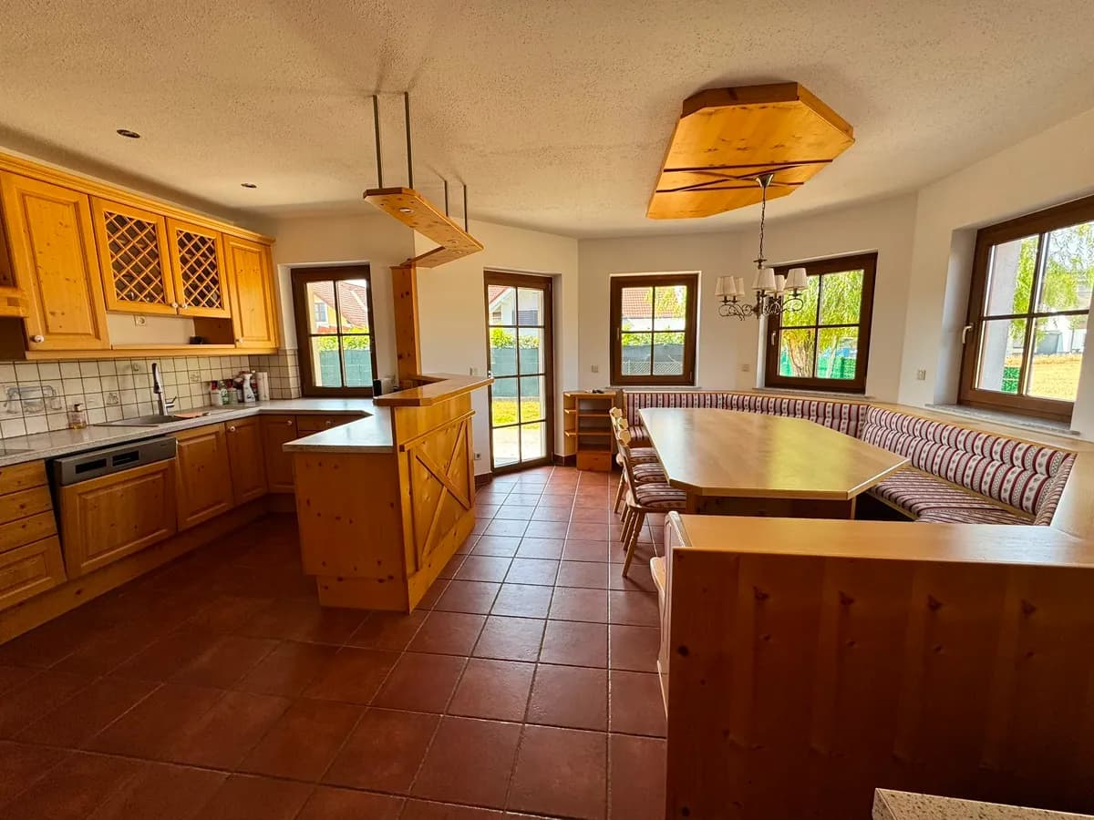 8-Zimmer-Haus kaufen in Bruck an der Leitha – 257 m², € 949.000 – Bild 8 von 24