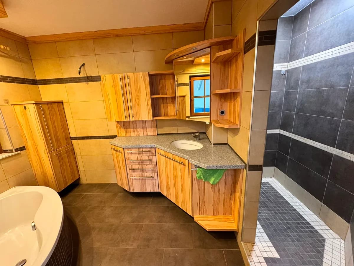 8-Zimmer-Haus kaufen in Bruck an der Leitha – 257 m², € 949.000 – Bild 10 von 24