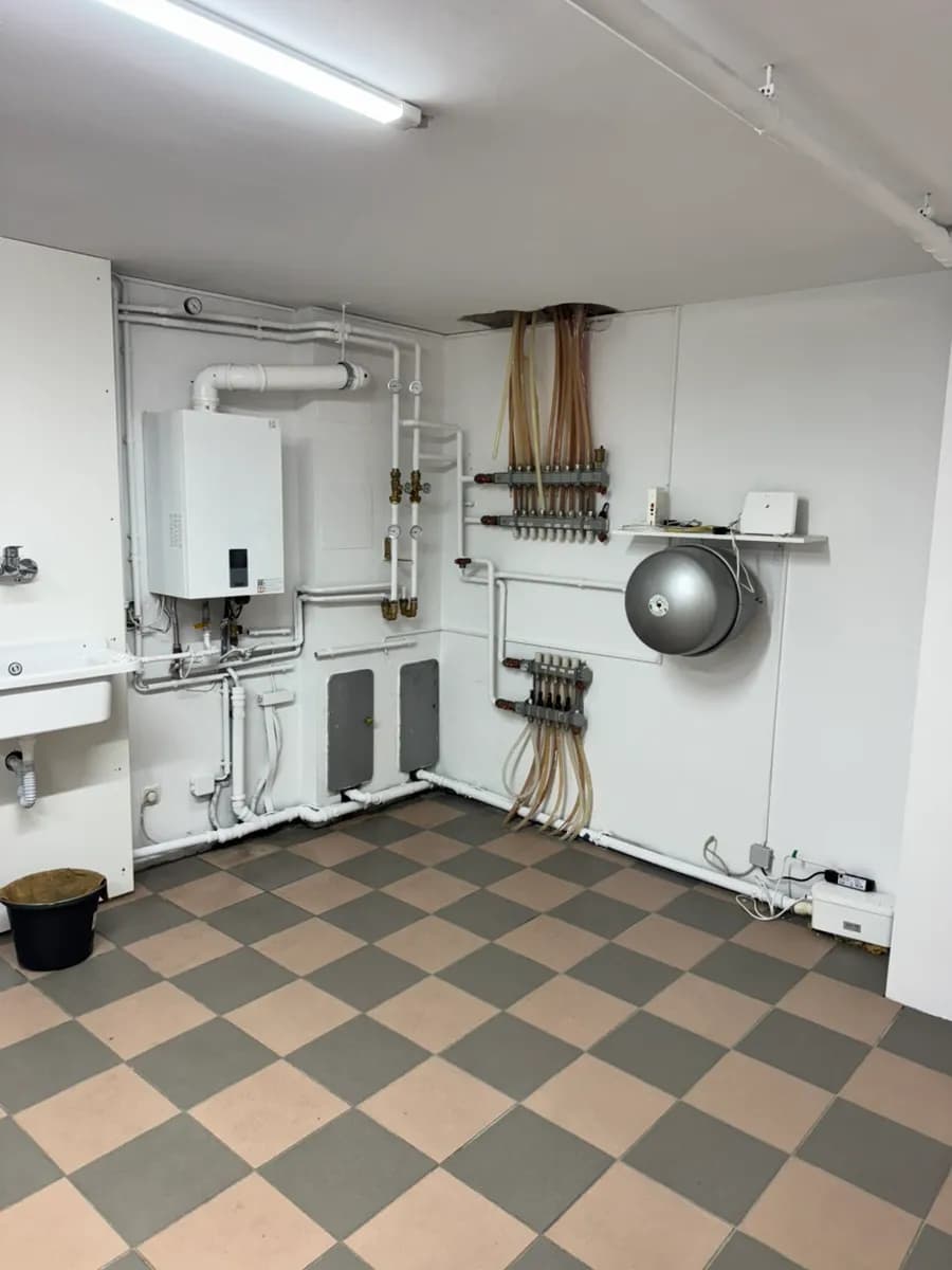 8-Zimmer-Haus kaufen in Bruck an der Leitha – 257 m², € 949.000 – Bild 21 von 24
