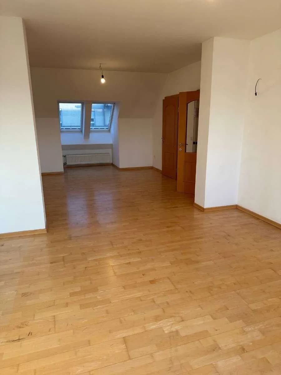 4-Zimmer-Wohnung mieten in Hollabrunn – 103 m², € 873 – Bild 10 von 11
