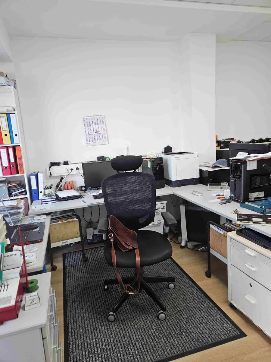 Gewerbeimmobilie kaufen in Wels – 280 m², € 425.000 – Bild 2 von 6