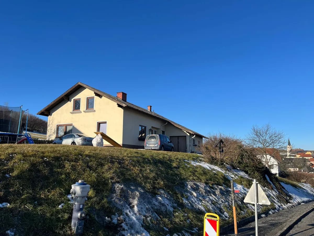 Haus mieten in Krems Land – 120 m², € 850 – Bild 1 von 34