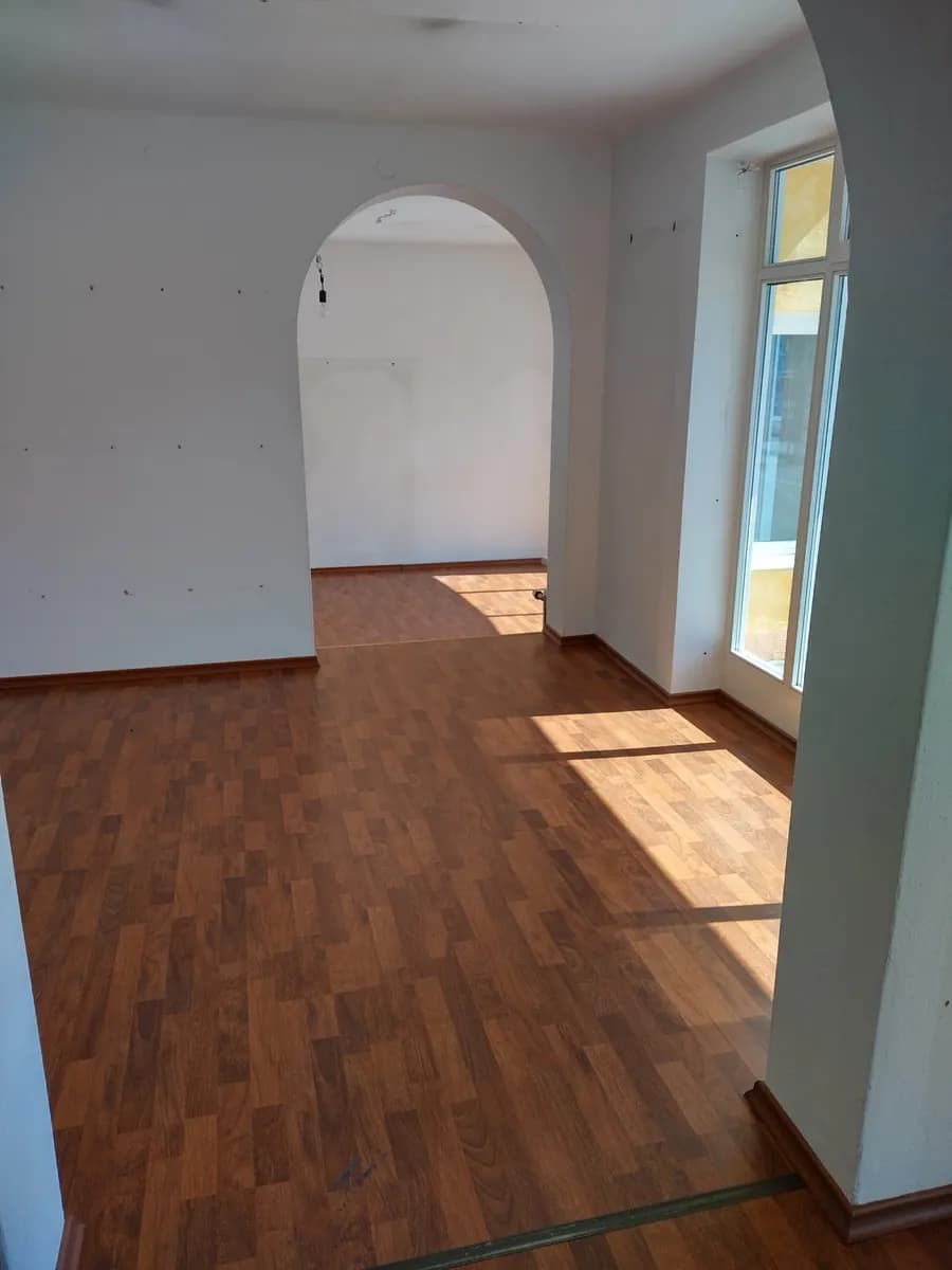 5-Zimmer-Gewerbeimmobilie mieten in Salzburg-Umgebung – 125 m², € 1.920 – Bild 7 von 14