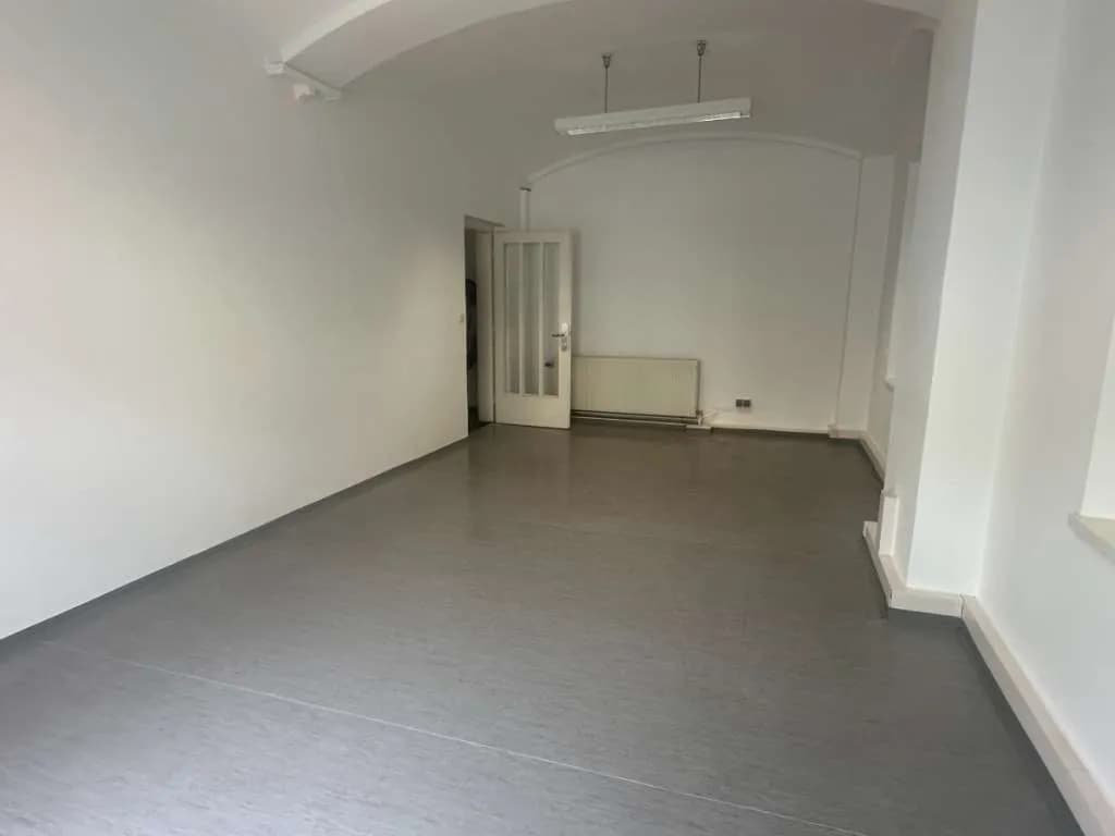 Gewerbeimmobilie mieten in Wiener Neustadt – 1 m², € 20 – Bild 5 von 18