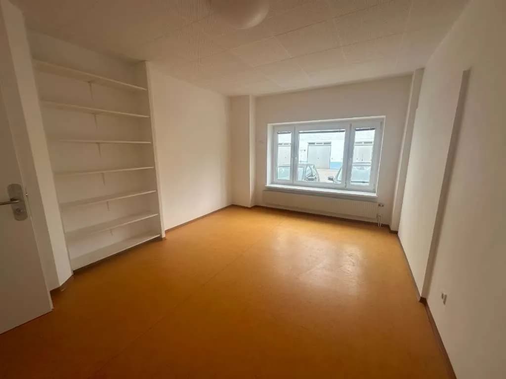 Gewerbeimmobilie mieten in Wiener Neustadt – 1 m², € 20 – Bild 13 von 18