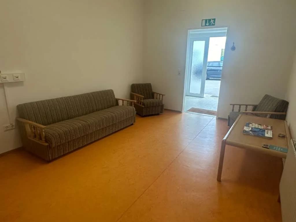 Gewerbeimmobilie mieten in Wiener Neustadt – 1 m², € 20 – Bild 14 von 18