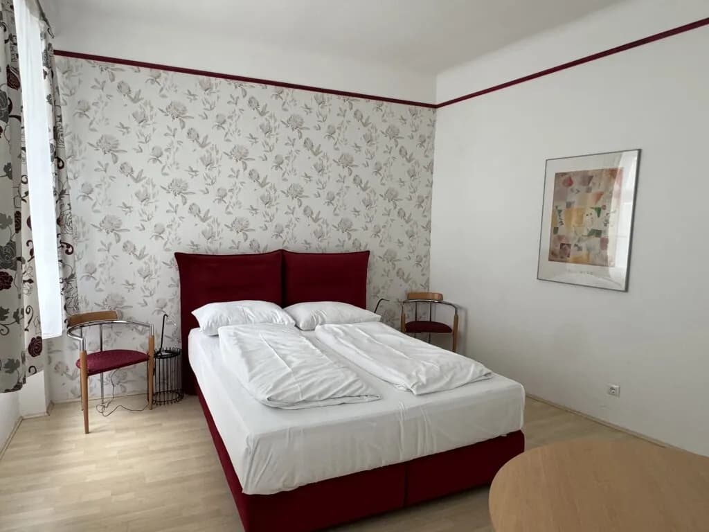 1-Zimmer-Wohnung mieten in Wien – 31 m², € 1.374 – Bild 2 von 8