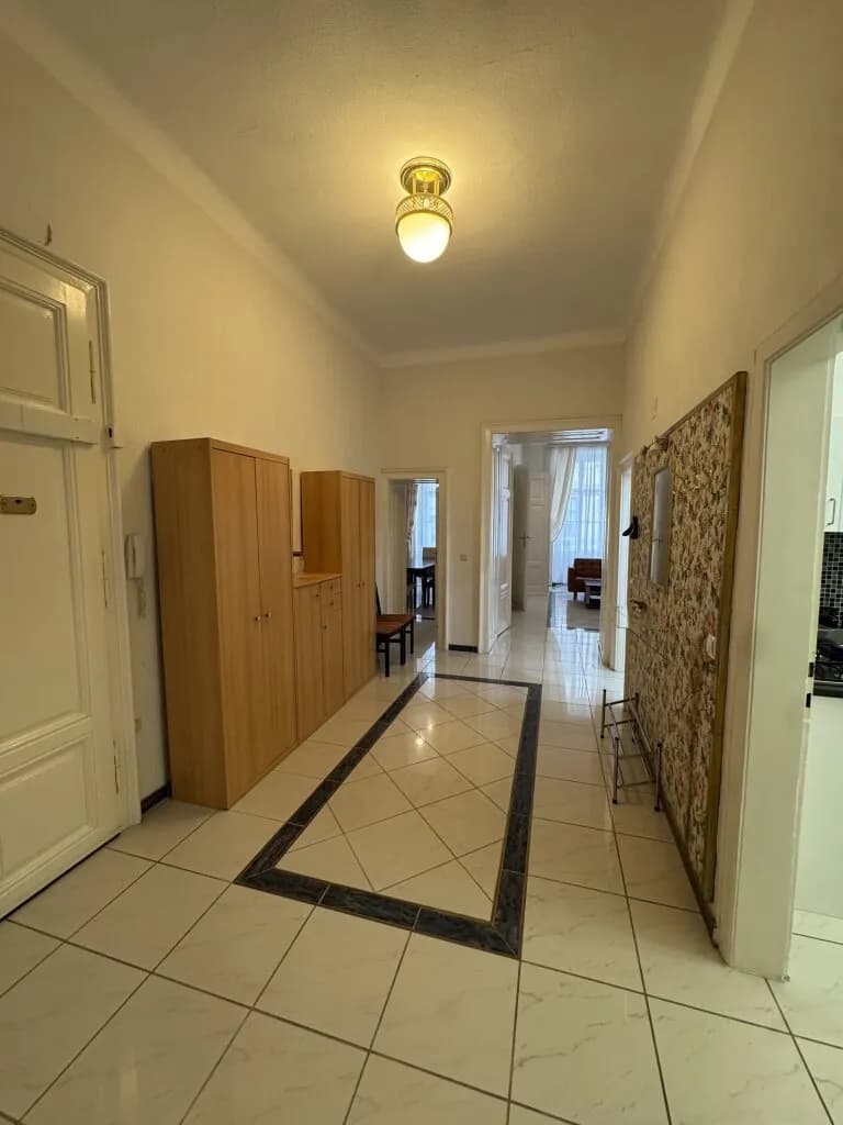 4-Zimmer-Wohnung mieten in Wien – 130 m², € 2.805 – Bild 2 von 16